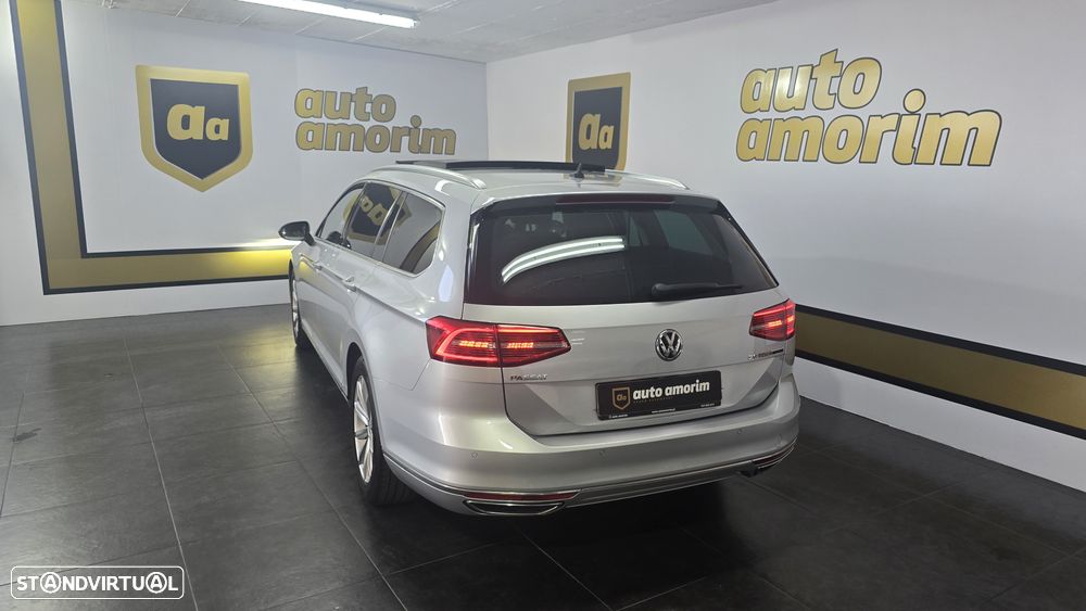 VW Passat Variant 2.0 TDI Highline DSG 4Motion - 12
