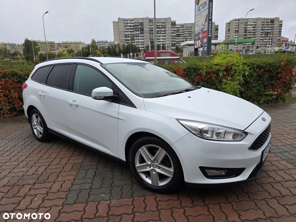 Ford Focus 1.5 EcoBlue Start-Stopp-System TITANIUM - 4