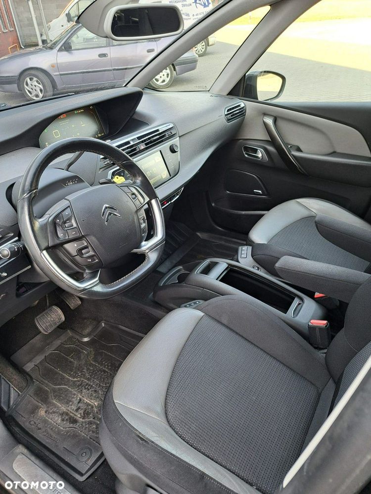 Citroën C4 Grand Picasso - 26