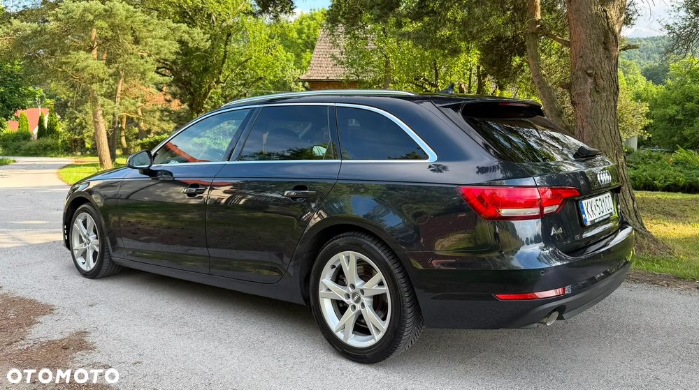 Audi A4 Avant 2.0 TDI ultra S tronic design - 11