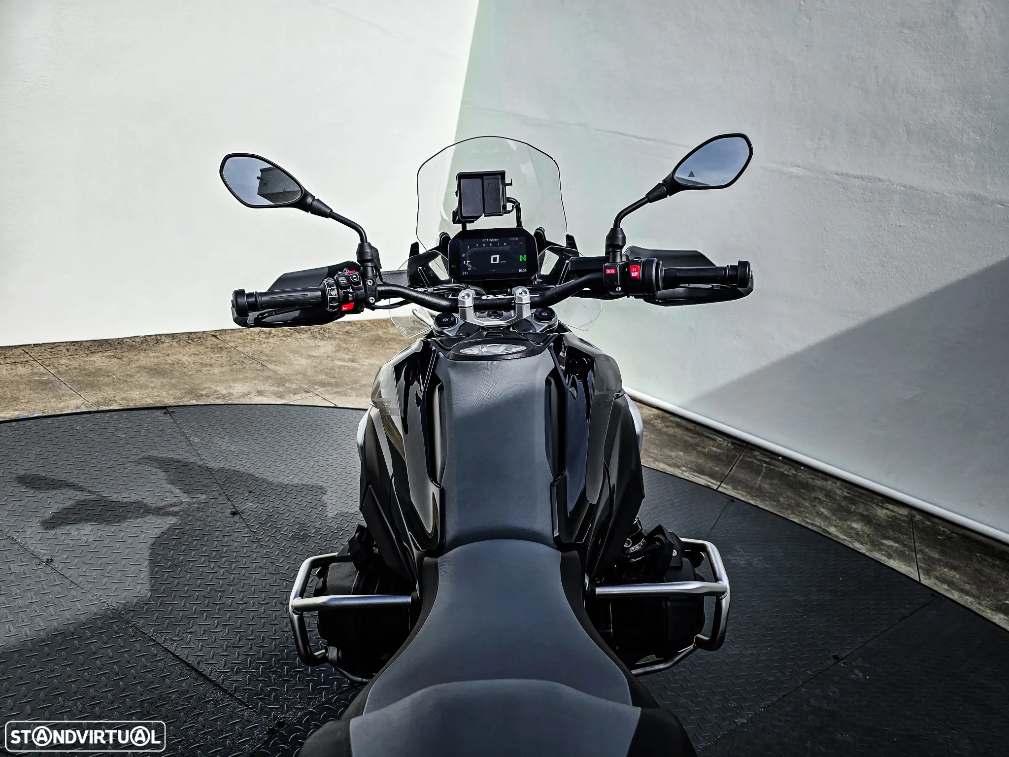 BMW R 1300 GS - 8