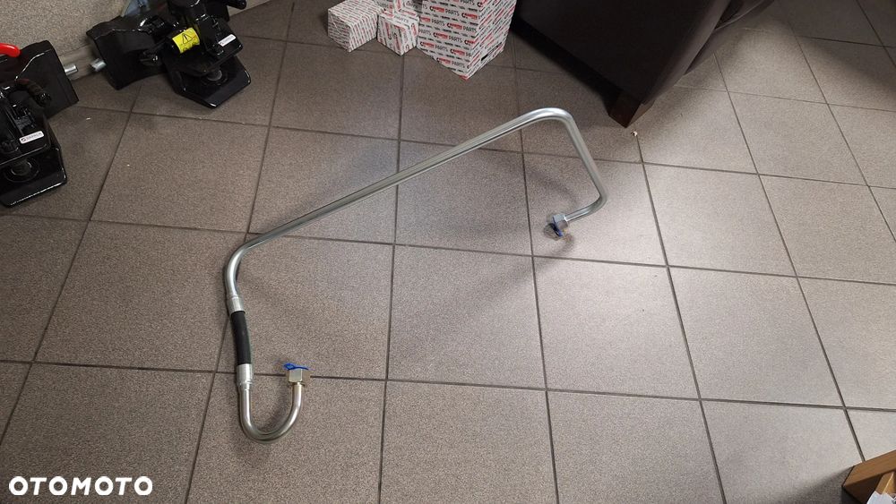 Manitou MLT 634 735 741 rurka masztu hydrauliki przewód