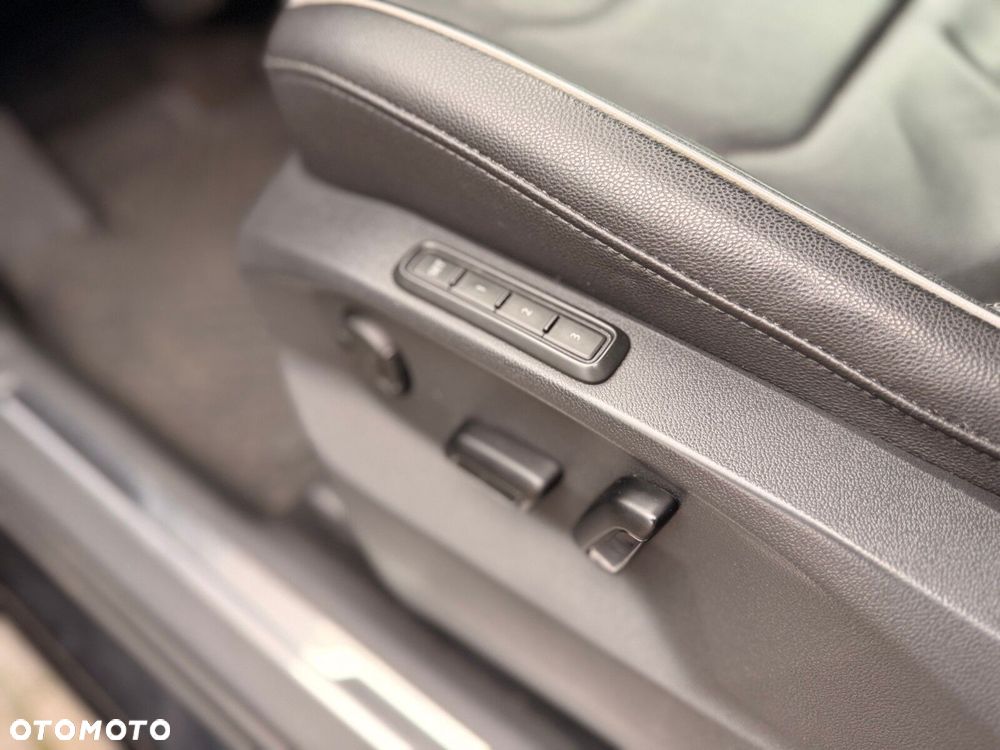 Volkswagen Tiguan 2.0 TSI BMT 4Mot Highline DSG - 26