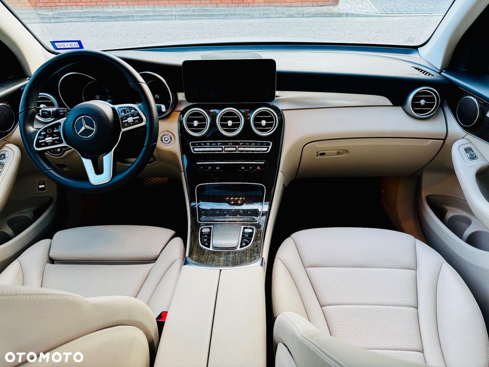 Mercedes-Benz GLC - 17