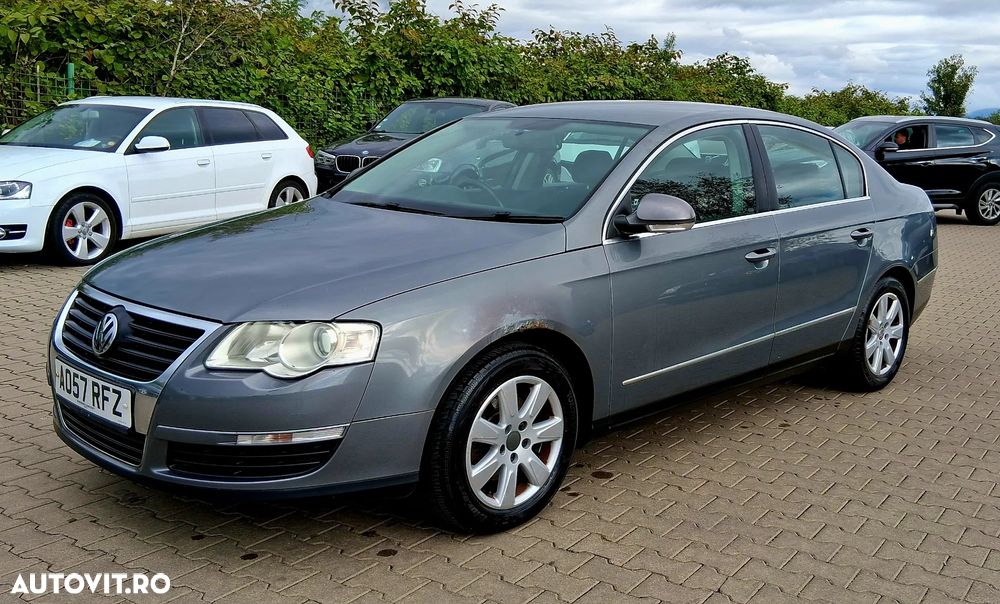 Volkswagen Passat 2.0 Blue TDI SCR Trendline - 3