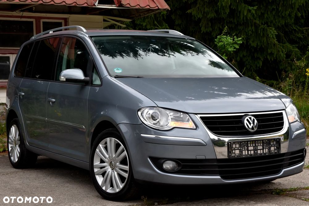 Volkswagen Touran 1.4 TSI DSG Conceptline - 2
