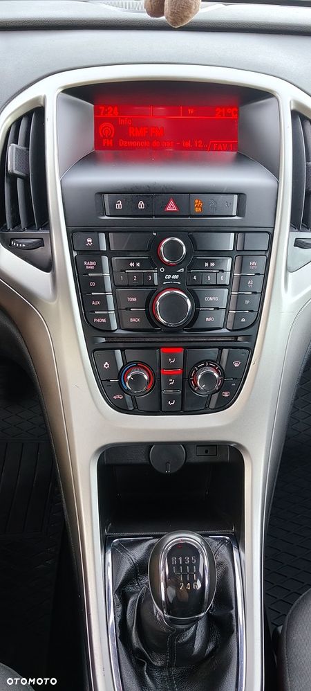 Opel Astra 1.4 T Executive - 16