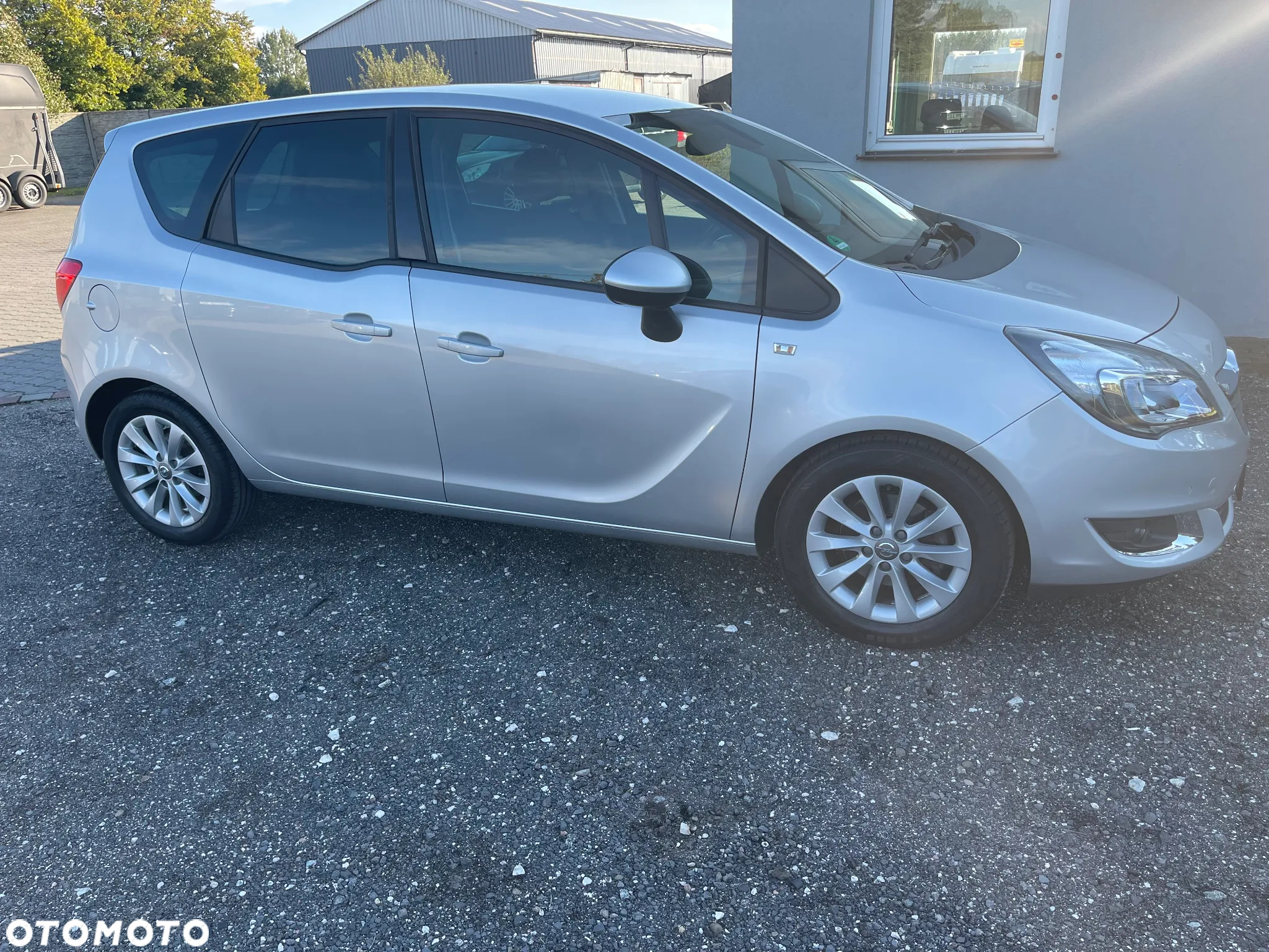 Opel Meriva - 11