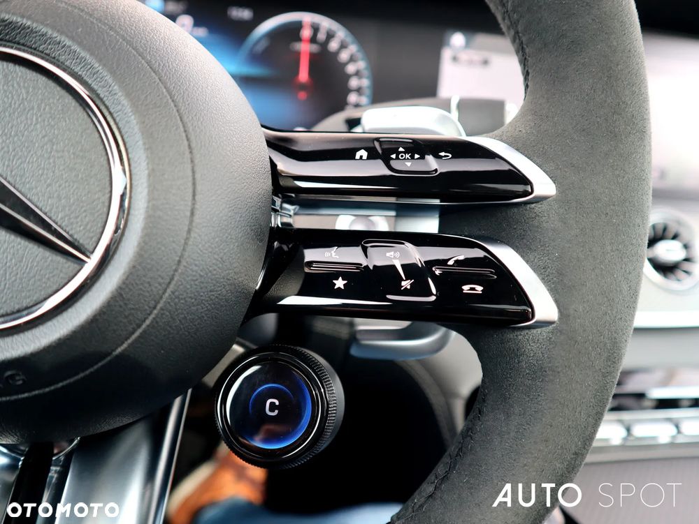 Mercedes-Benz AMG GT 63 S 4Matic+ Speedshift MCT 9G - 23