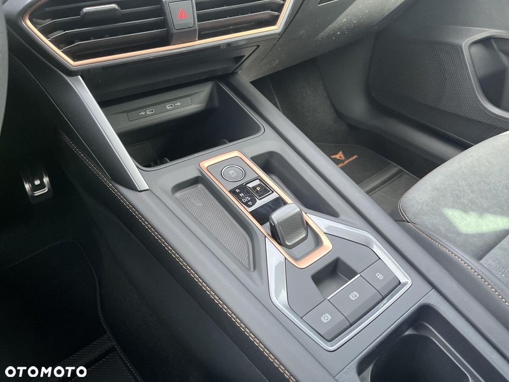 Cupra Formentor 1.5 TSI DSG - 30