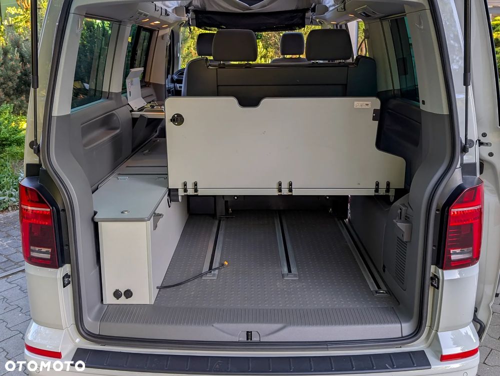 Volkswagen California - 15