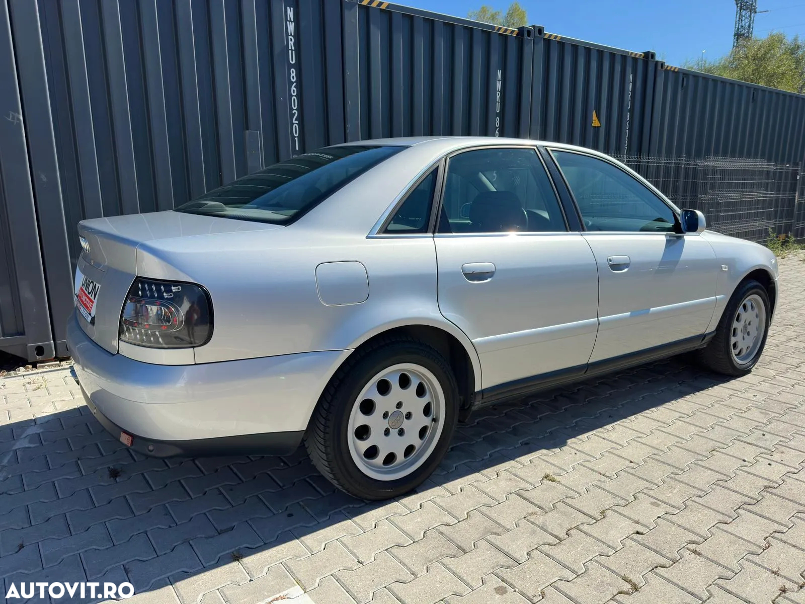 Audi A4 - 4