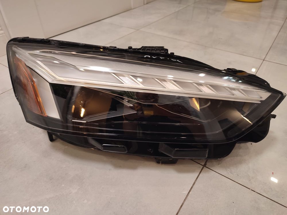 Lampa matrix prawy przód Audi A5 S5 - 1