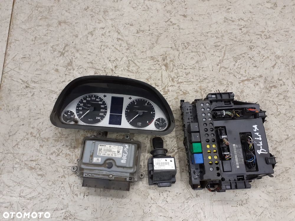 ZESTAW DO ODPALANIA KOMPUTER MERCEDES W245 W169 1.8 CDI A6401507679