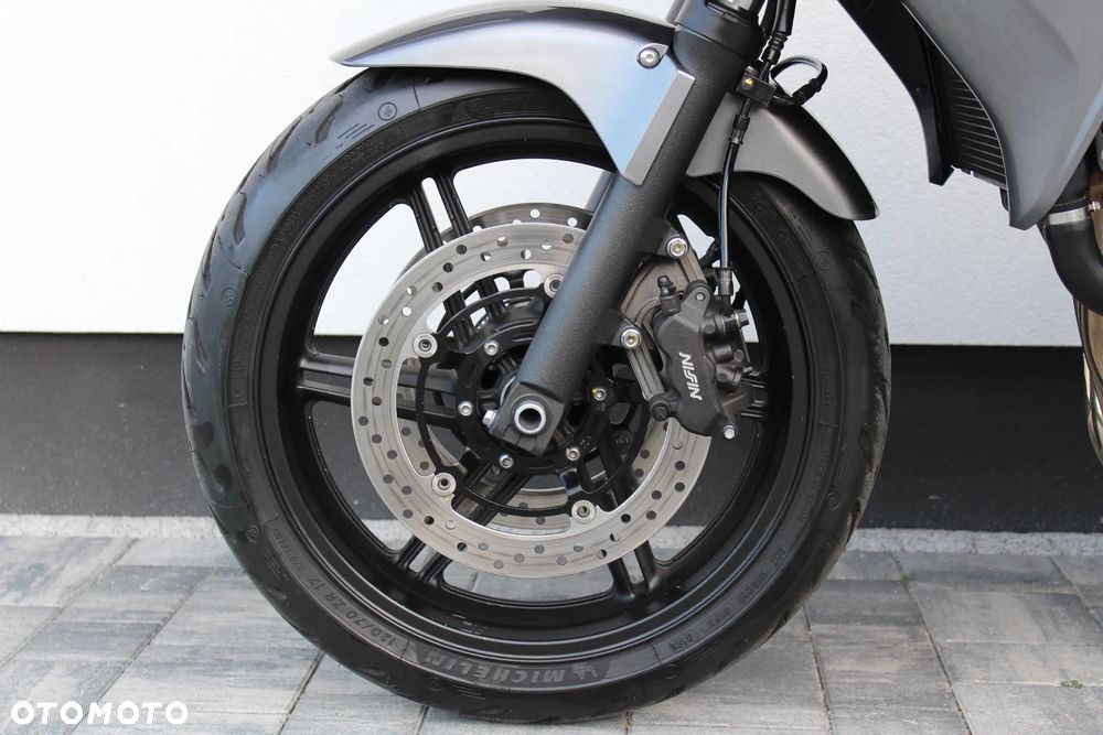 Honda CBF - 21