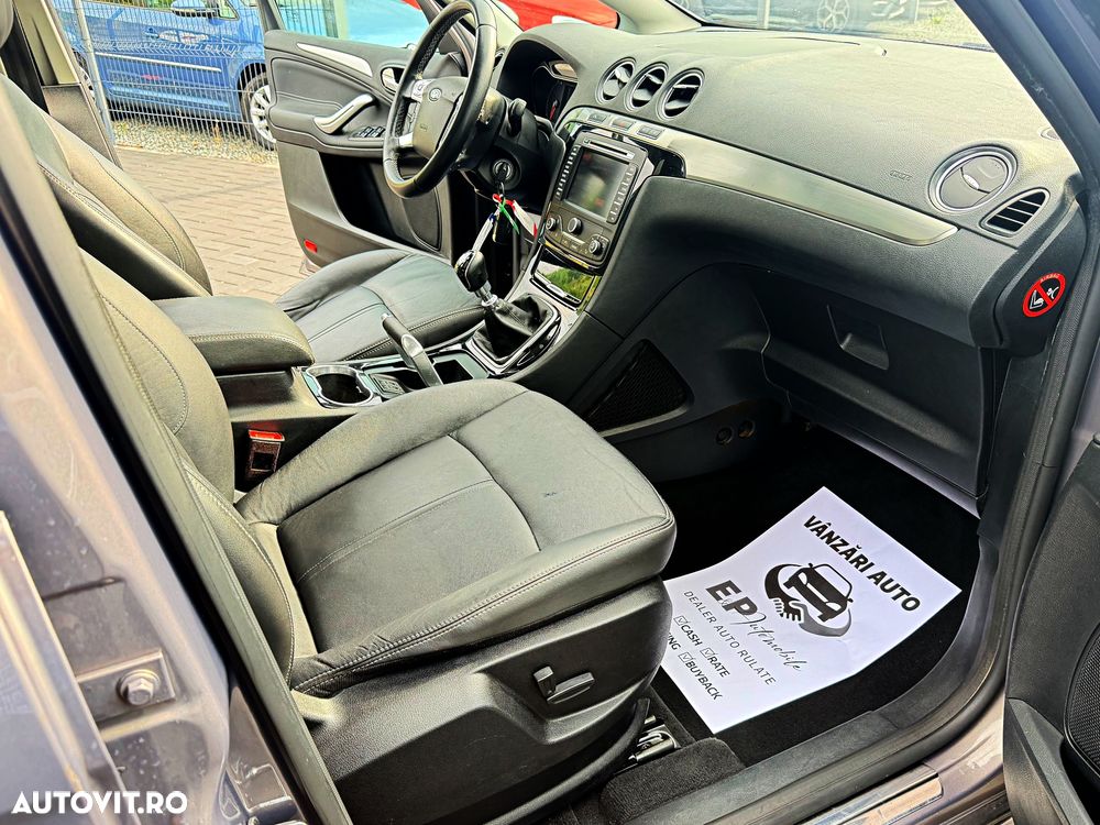 Ford S-Max 2.0 TDCi DPF Titanium - 16