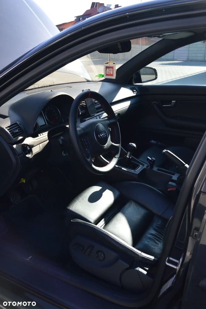 Audi A4 ver-1-8t - 18