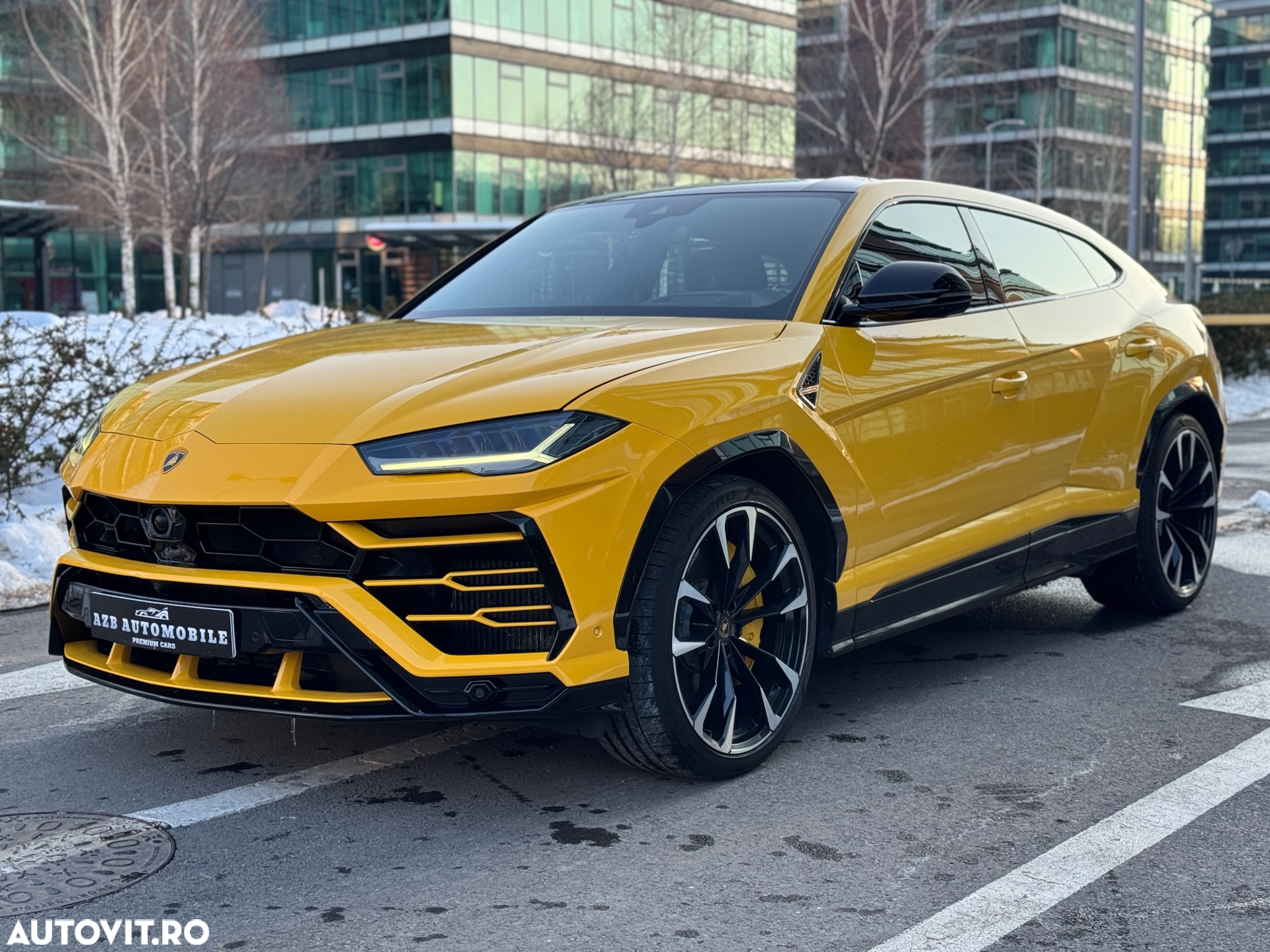 Lamborghini URUS Standard - 9