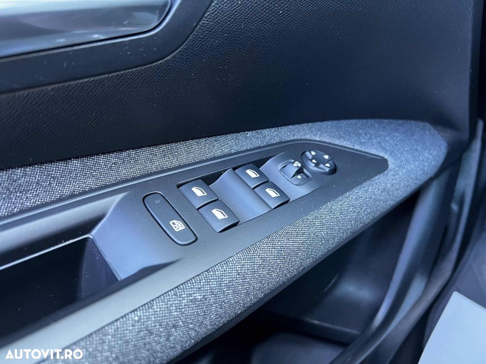 Peugeot 3008 BlueHDi 130 Stop & Start EAT8 Active - 24