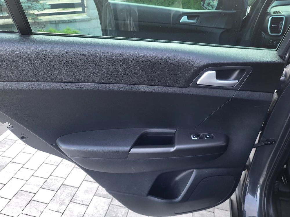 Kia Sportage 1.6 CRDI L Business Line Plus 2WD DCT - 18