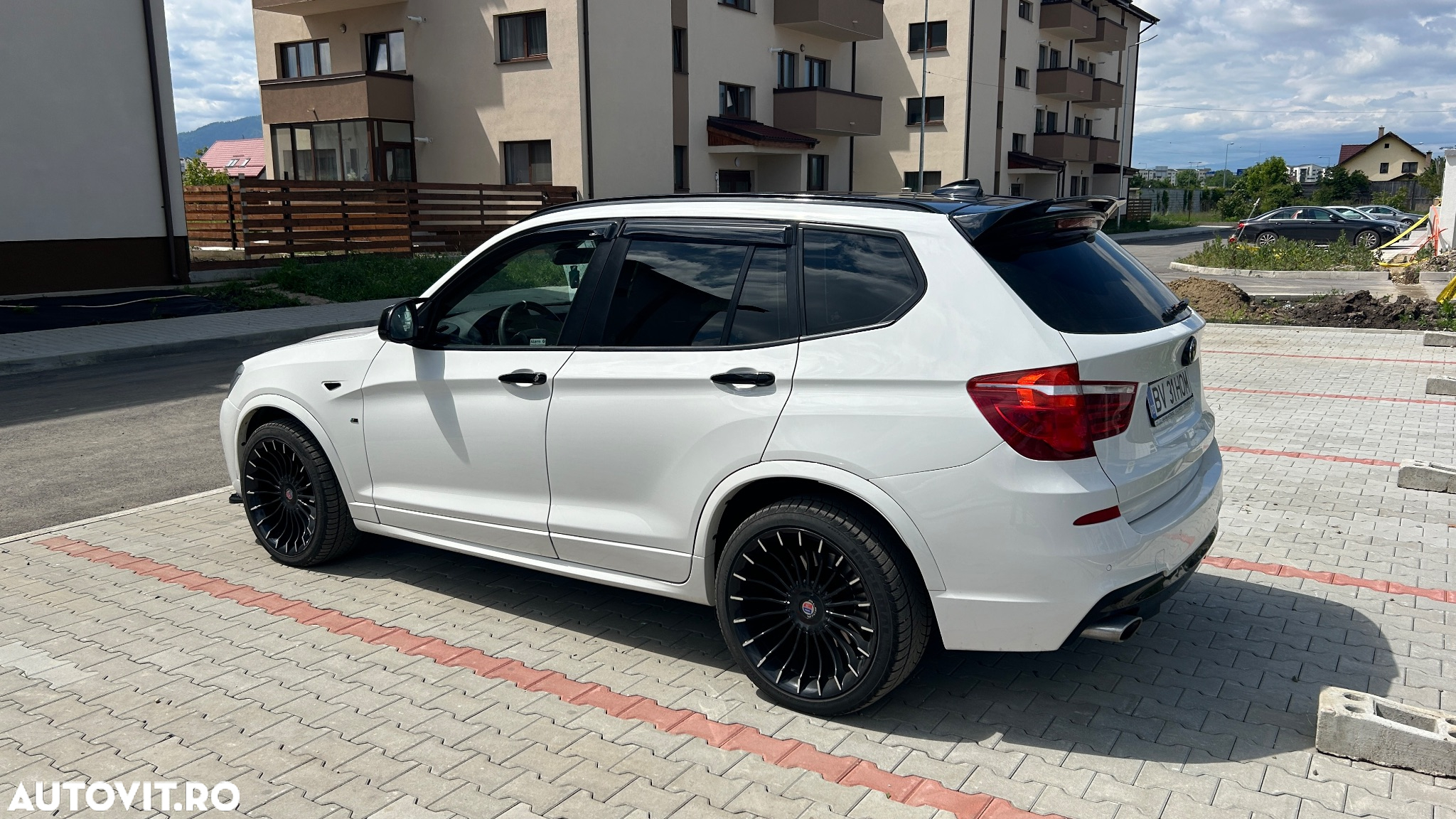 BMW X3 xDrive20d AT Luxury Line - 33