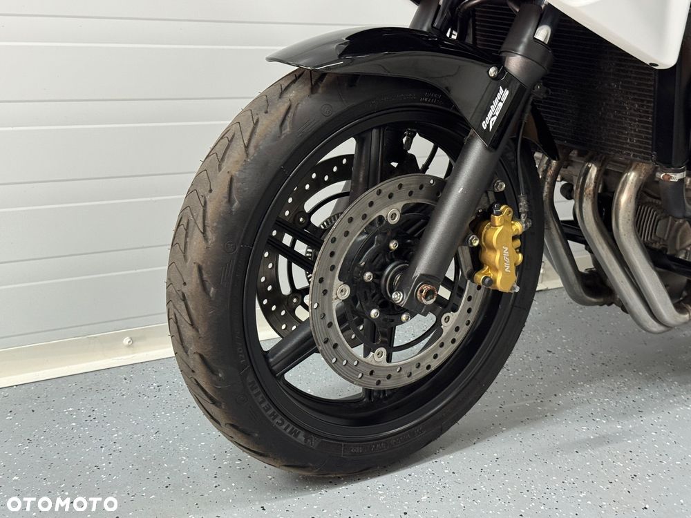Honda CBF - 21
