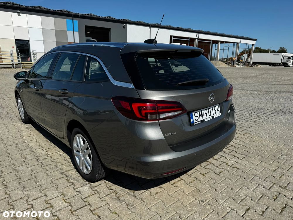 Opel Astra 1.6 CDTI Essentia - 5