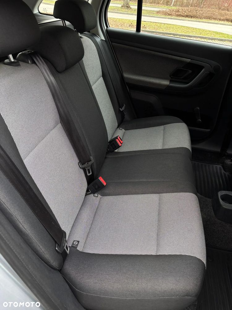 Skoda Fabia 1.6 TDI DPF Active - 21