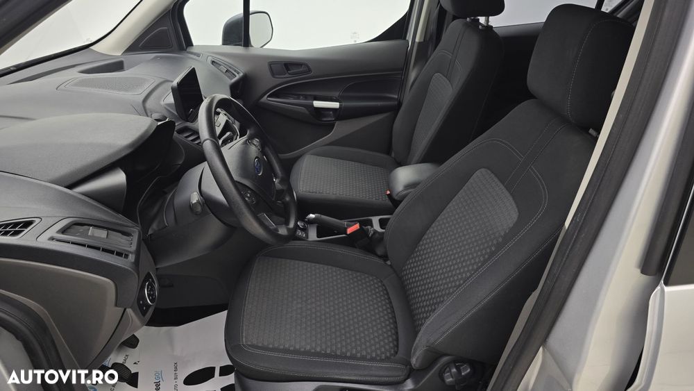 Ford Transit Connect - 12