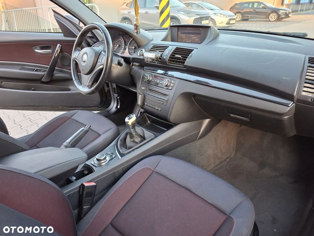 BMW Seria 1 - 17