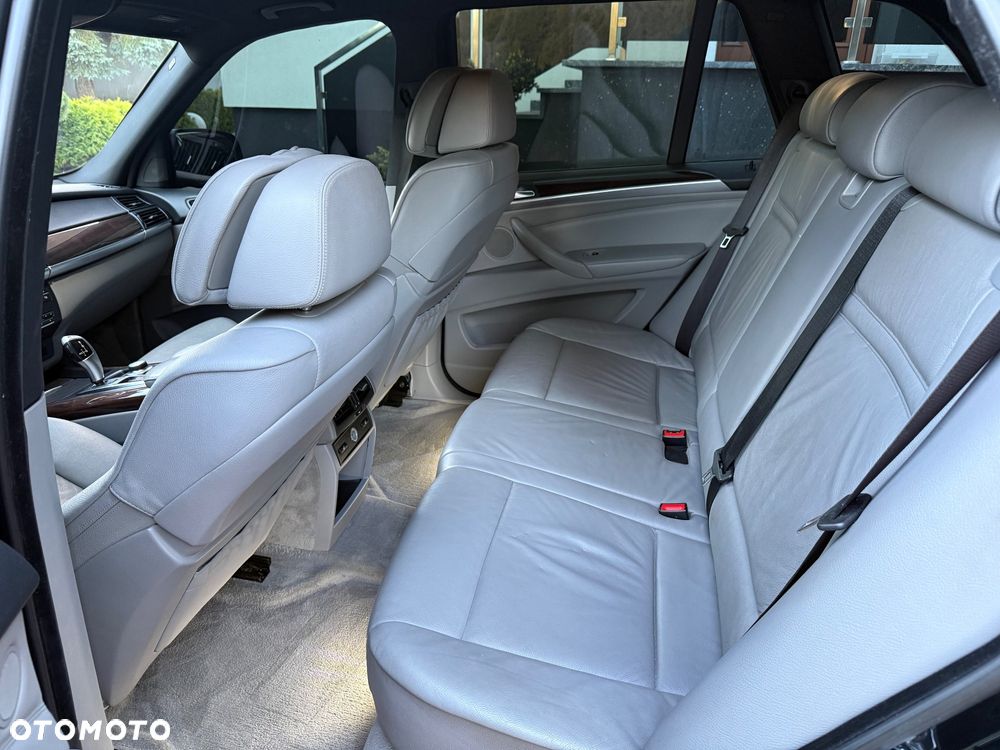 BMW X5 3.0sd xDrive - 10