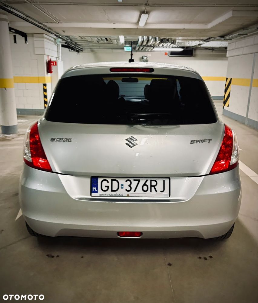 Suzuki Swift - 7
