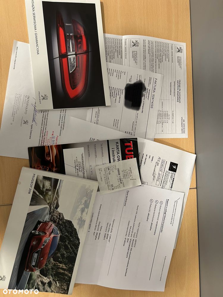 Peugeot 208 1.2 PureTech Style - 25