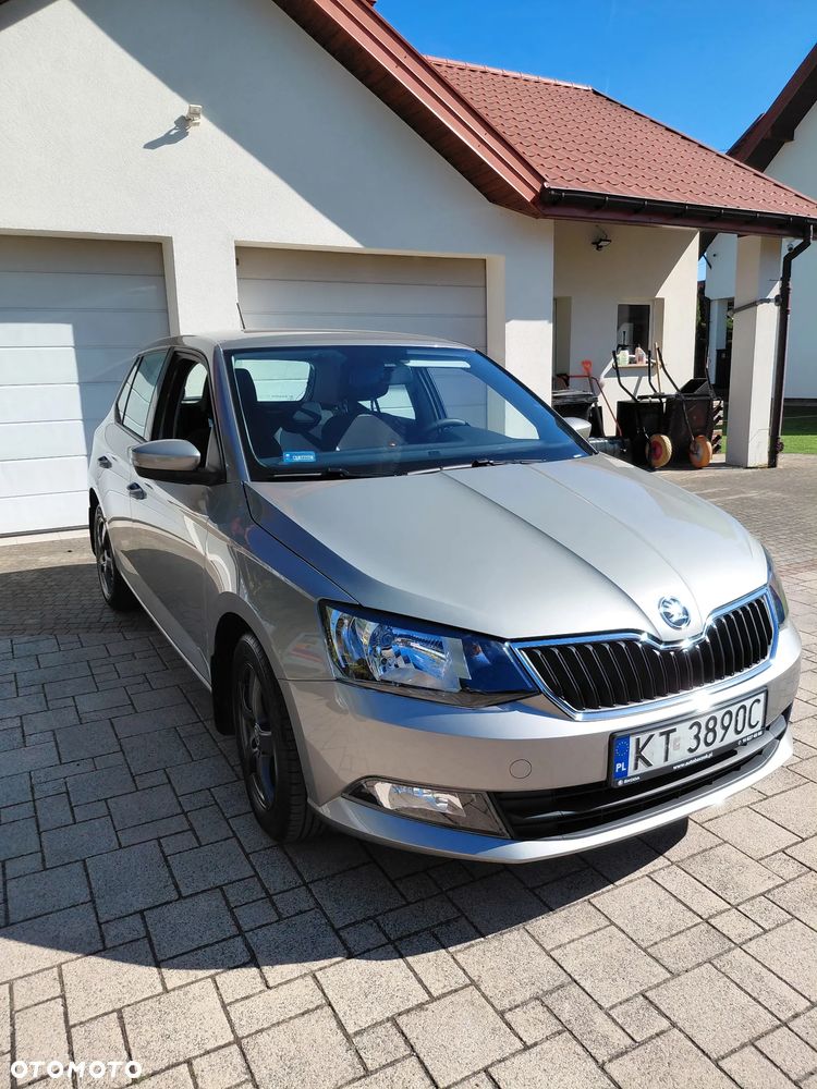 Skoda Fabia 1.2 TSI Active DSG - 2