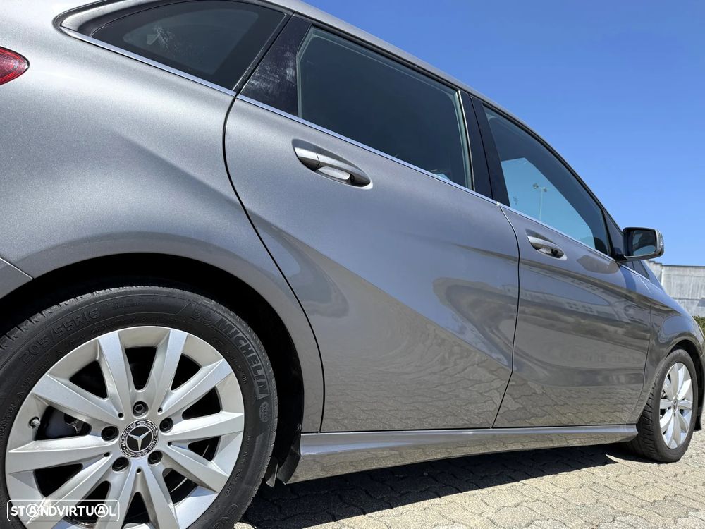 Mercedes-Benz B 200 d Style Aut. - 22