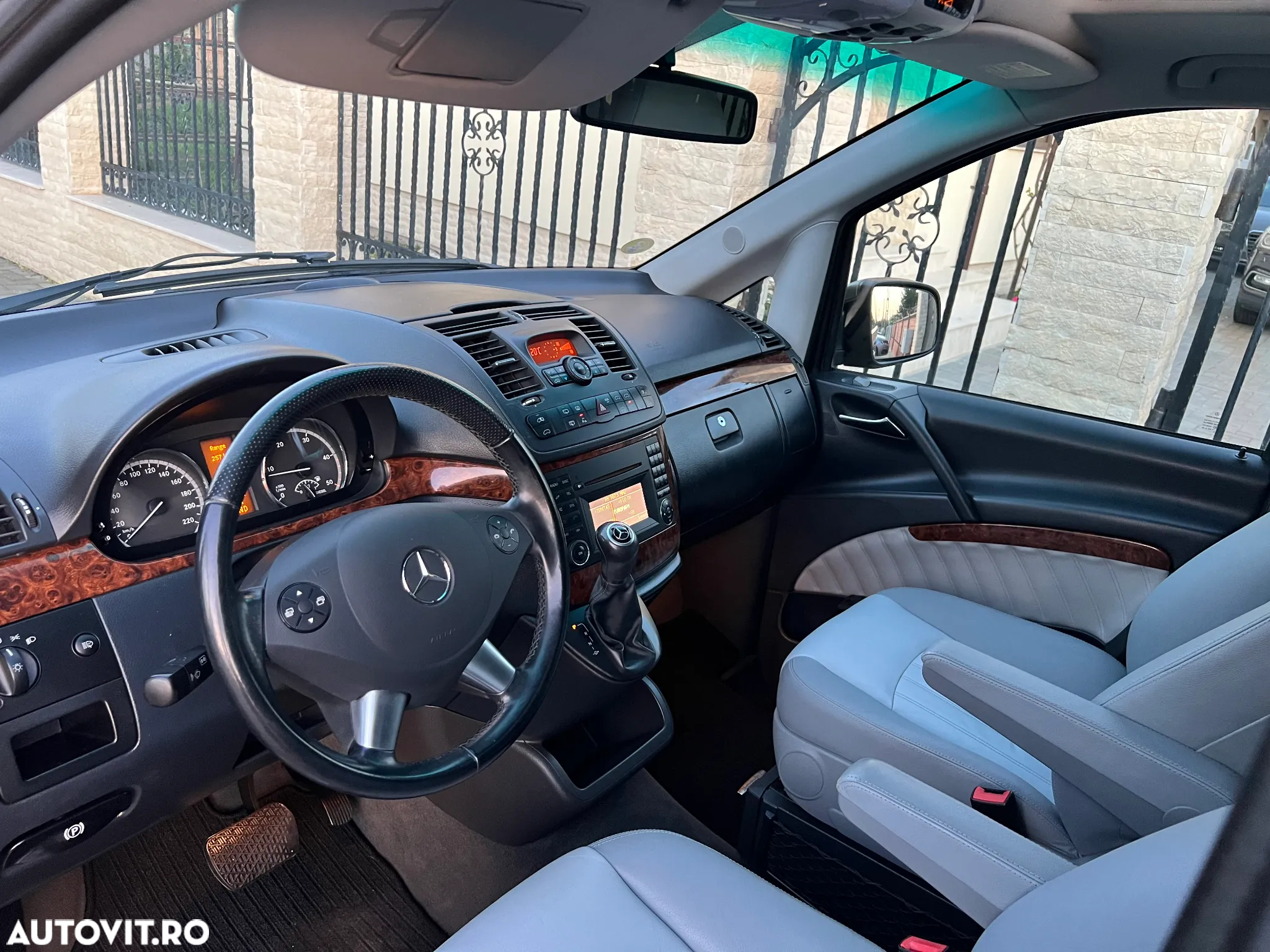 Mercedes-Benz Viano 2.2 CDI DPF lang Automatik Ambiente - 17