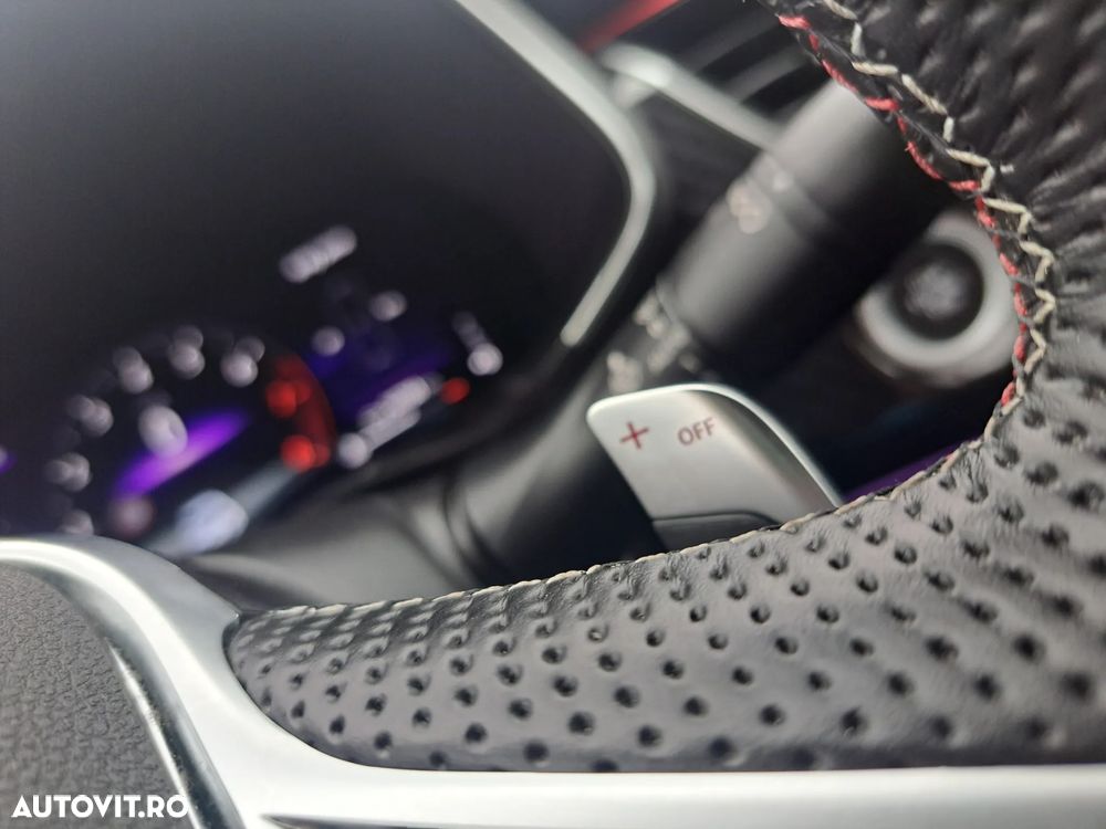 Renault Arkana MHEV 160 EDC RS Line - 16