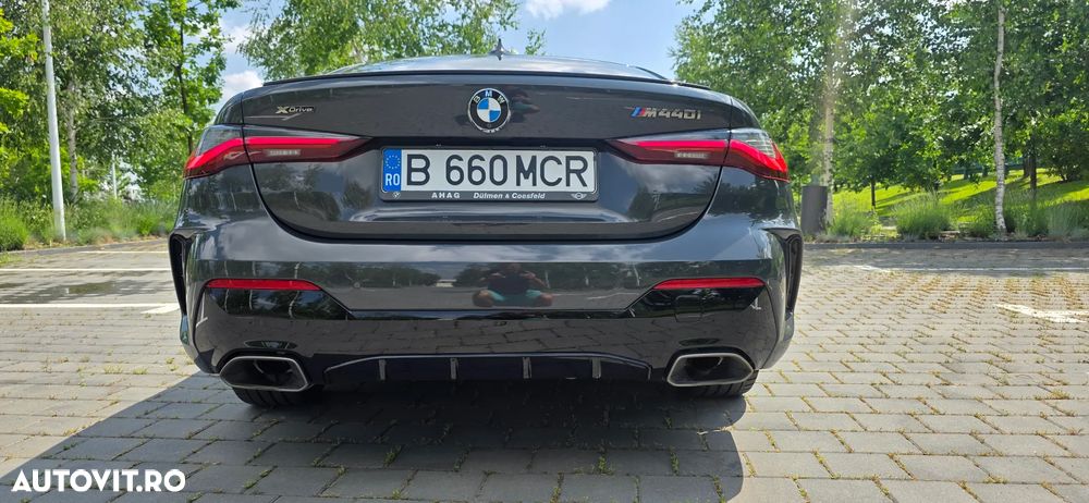 BMW M4 M440i xDrive - 7