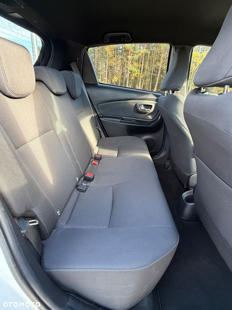 Toyota Yaris - 33