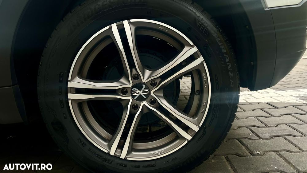 Volkswagen T-Cross - 4