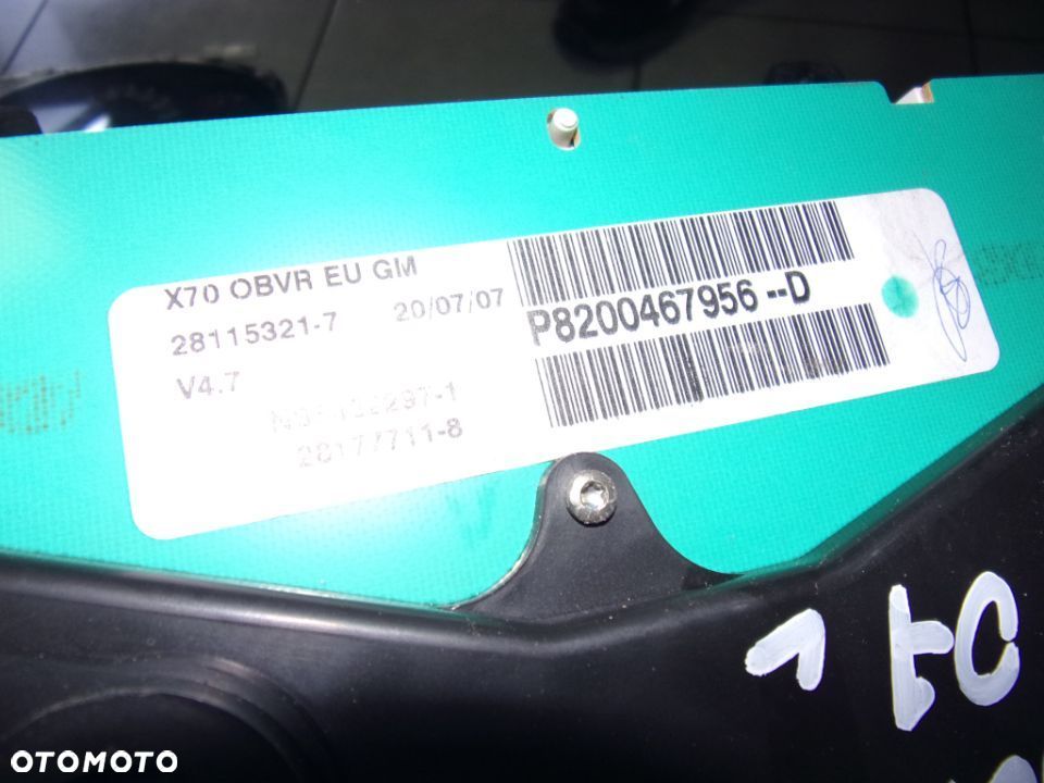 Licznik Opel Movano II Master II 2.5DCI P8200467956 - 2