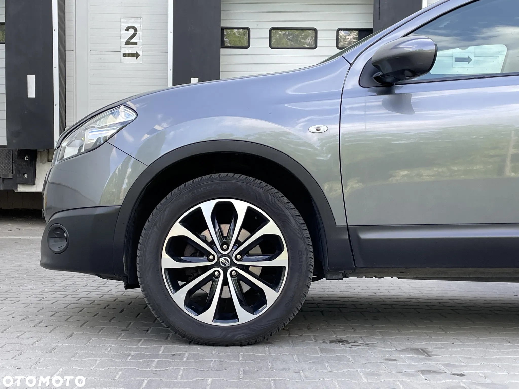 Nissan Qashqai 1.6 dCi DPF tekna - 14