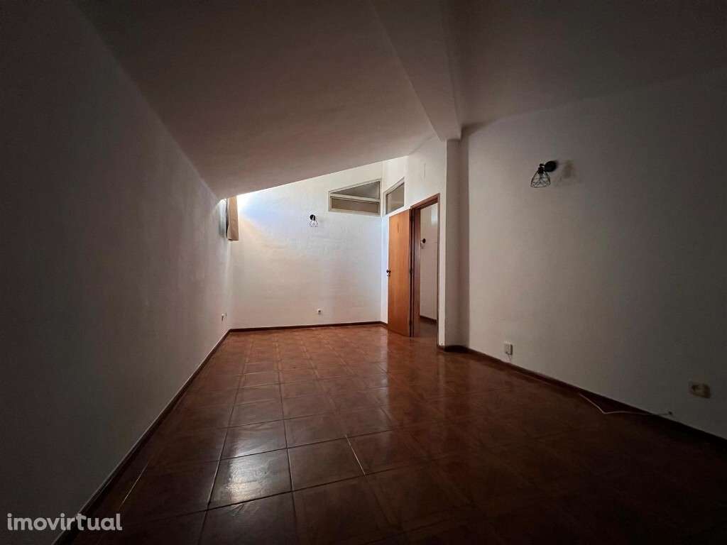 Apartamento T1, São Martinho do Bispo - Grande imagem: 4/6