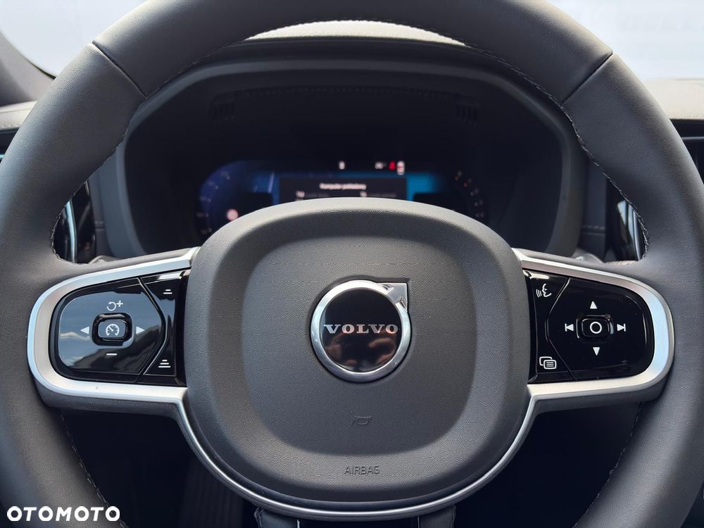 Volvo XC 60 - 18