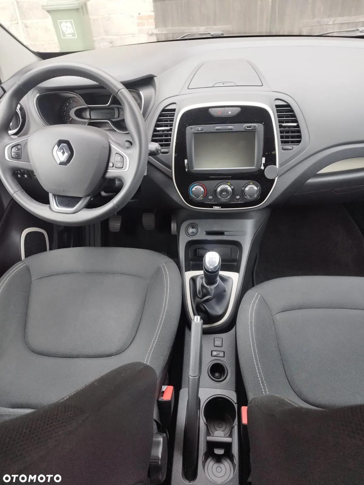 Renault Captur - 9