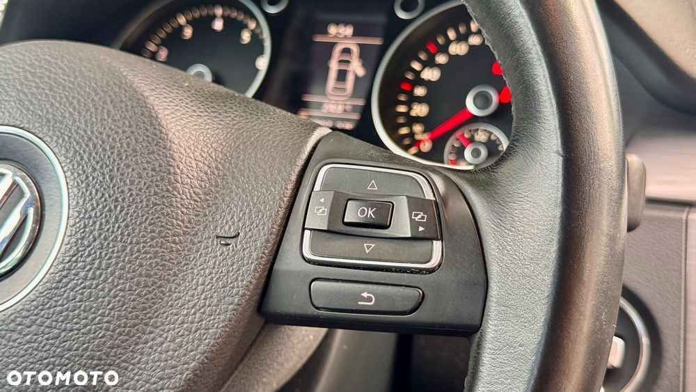 Volkswagen Passat 1.8 TSI Exclusive - 13
