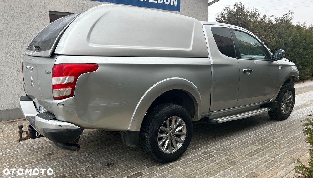 Mitsubishi L200 Pick Up 4x4 S&S Club Cab Diamant Edition - 12