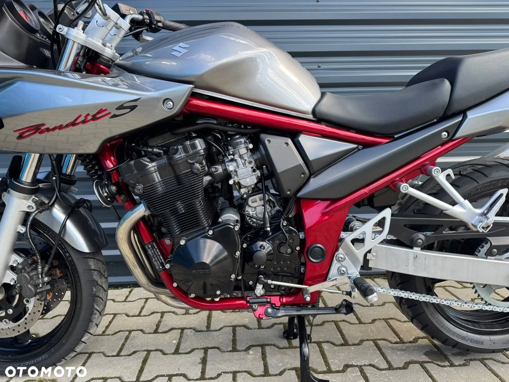 Suzuki Bandit - 11