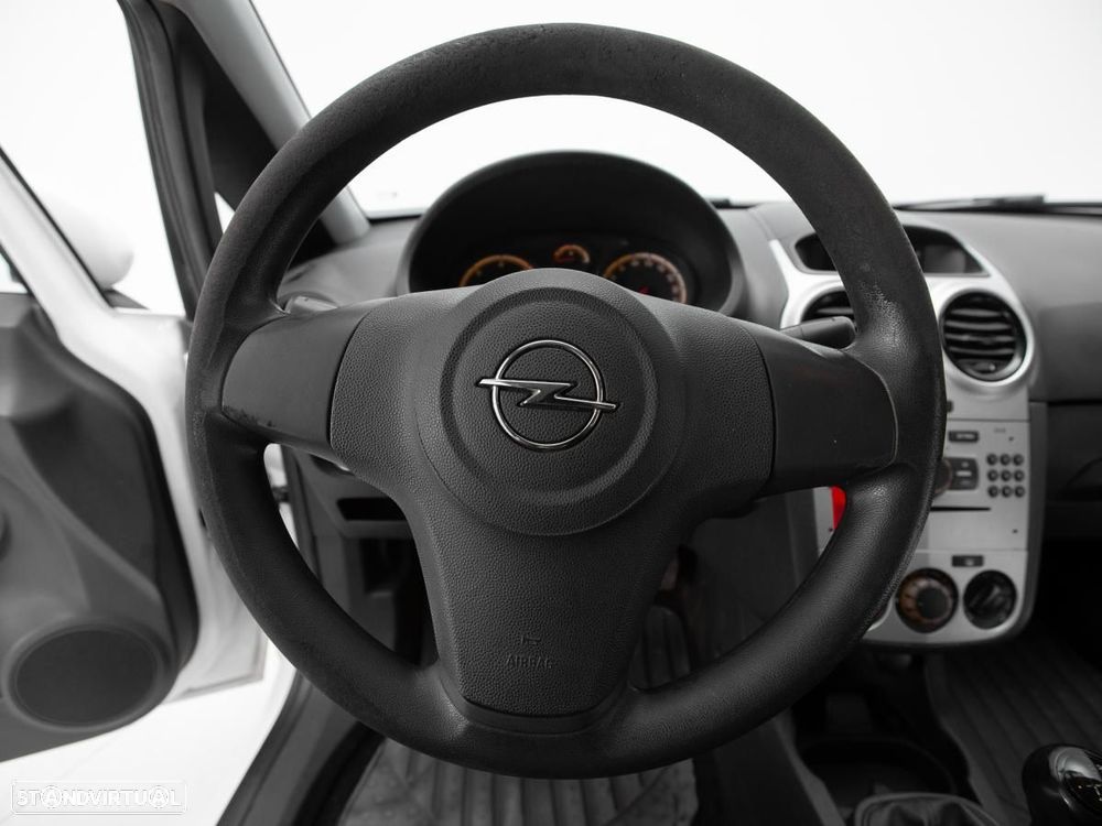 Opel Corsa Van - 12