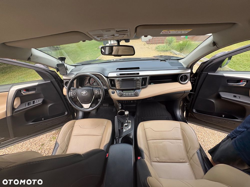 Toyota RAV4 2.2 D-4D 4x4 Automatik Comfort - 8